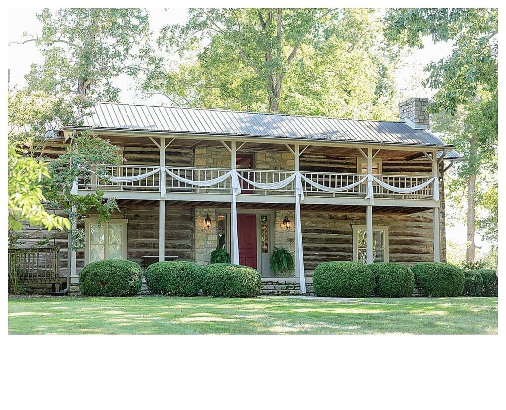 A wedding venue that is a historic log cabin in Mt. Juliet, Tennessee