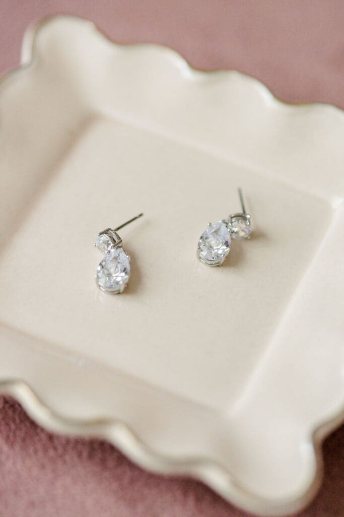 Brides earrings at Iriswoods in Mt. Juliet, TN