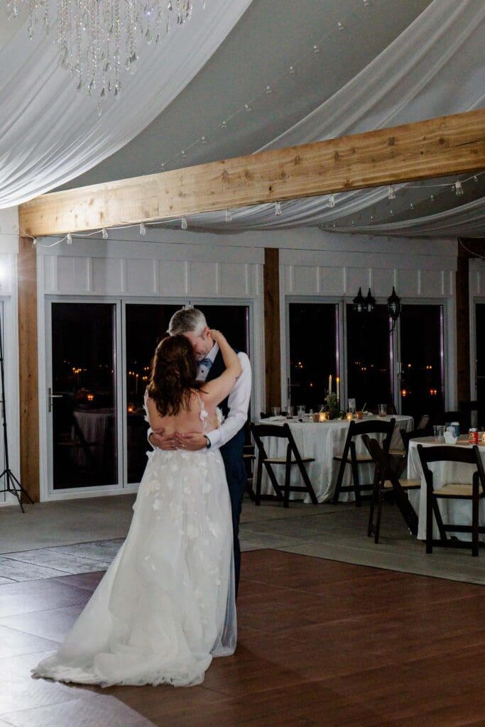 Bride and groom share private last dance at Iriswoods near Nashville, TN