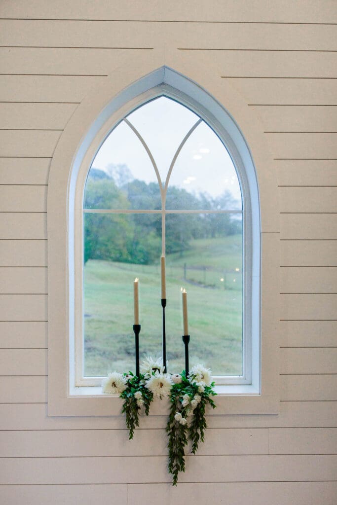 Wedding ceremony details at Paradise Ranch and Retreat near Nashville, Tennessee