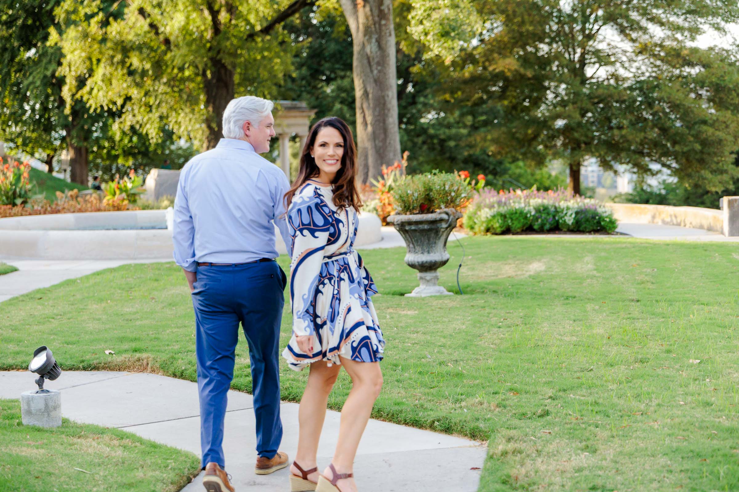 Couple sharing a sweet moment in a Nashville park